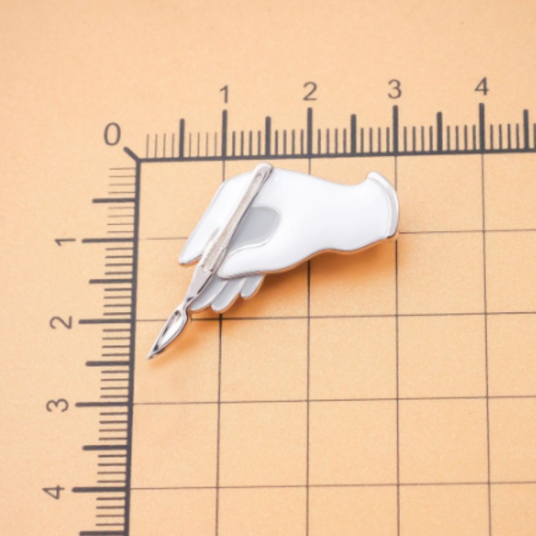 Lapel Pin - Dermaplaning Enamel Pin Brooch for Aestheticians
