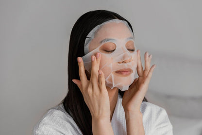 Renew + Refine Facial Sheet Mask with Korean Red Ginseng + Vitamin E Canada