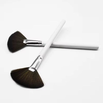 Thick Fluffy Facial Fan Brushes Canada